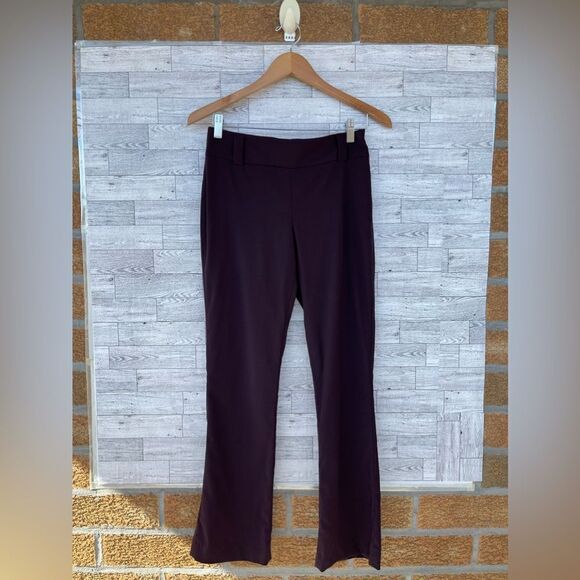 Dolce & Gabbana
Virgin wool 2 piece pant suit size 28/42 usa 6 - Picture 14 of 17